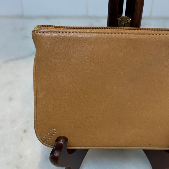 Coach Wristlet Bag Purse Smooth Leather tan Wallet Pouch Clutch - Picture 6 of 14